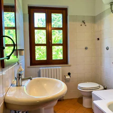 Le Brugnolete - Est Apartmán *